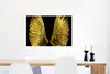MuchoWow® Poster Goldene Flügel auf schwarzem Hintergrund Produktbild-Vorschau 5