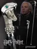 A promotional image featuring Lucius Malfoy's cane from Harry Potter, with a close-up of the cane's handle and a smaller image of the full cane. Anteprima dell’immagine prodotto