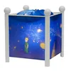 A cube-shaped lantern with a night sky and The Little Prince illustration. Produktbild-Vorschau