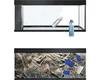 An aquarium and a background poster are shown. The top image shows an empty aquarium with a poster being applied. The bottom image shows the aquarium with the poster applied. Anteprima dell’immagine prodotto