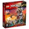 The image shows the front of a LEGO Ninjago The Lighthouse Siege 70594 playset box, depicting the lighthouse structure and characters in action. Produktbild-Vorschau