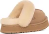 A single Ugg slipper is shown from the side against a white background. Produktbild-Vorschau