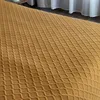 Narzuta na łóżko Pikowana narzuta na łóżko Parla 3D Brązowa Podgląd zdjęcia produktu 3