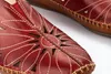 Pikolinos Damen Slipper aus Leder mit floralen Cut Outs Produktbild-Vorschau 17