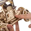 3D houten mechanisch puzzel: Historische auto UGR-T Productafbeelding-voorbeeld 13