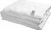 A folded white comforter is shown against a white background. Podgląd zdjęcia produktu