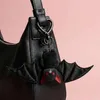 Przekształcany breloczek w kształcie nietoperza – BATZY Podgląd zdjęcia produktu 6