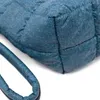 Gesteppte Crossbody-Tasche aus Denim von Vee Collective Produktbild-Vorschau 4