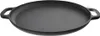 A black cast iron pan with two handles is shown from a slightly elevated angle against a white background. Voir les images du produit
