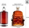 Comparison of a regular decanter and a Stormtrooper-shaped decanter. Produktbild-Vorschau