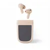 A pair of pink earbuds and their charging case are displayed against a white background. Anteprima dell’immagine prodotto