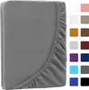 A folded gray fitted sheet is shown on a white background, with a grid of color swatches to the right. Produktbild-Vorschau
