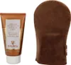 A tube of self-tanning lotion and a tanning mitt are shown side-by-side against a white background. Produktbild-Vorschau