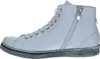 A side view of a white high-top sneaker. Anteprima dell’immagine prodotto