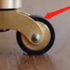 4 univerzální nábytková kolečka z masivní mosazi ve zlatém Náhled obrázku produktu 3