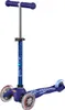 A three-wheeled scooter for children, presented against a white background. Produktbild-Vorschau