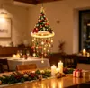 Luminaires suspendus décorés, forme de bonnet de Père Noël Voir les images du produit 4