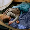 Sacco a pelo leggero con cappuccio 180 x 150 cm Camping Anteprima dell’immagine prodotto 14