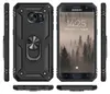 A collage of images showing a black phone case with a ring stand, and a Samsung phone with a forest wallpaper. Produktbild-Vorschau