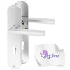 Two door handles with escutcheons and a cleaning cloth with a logo. Produktbild-Vorschau