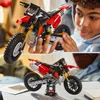 LEGO Technic Ducati Desmo450 MX Factory Motorrad Produktbild-Vorschau 5