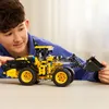 LEGO Technic Volvo L120 Electric Radlader - Produktbild-Vorschau 9