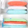 Vacuum seal bags stacked in a closet. Voir les images du produit