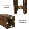 Collage showing a close-up of a table leg with protective foot pads and a separate image showing a shelf with bottles, highlighting convenient storage. Voir les images du produit