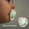 Sada dvoch cumlíkov Schnuller Prime Glow – veľkosť Tiny – 6 Náhľad obrázku produktu 12