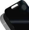 A close-up view of a black screen protector being applied to a smartphone. Anteprima dell’immagine prodotto