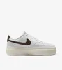 Nike Sneakers DM0113-103 in White color size 39 Produktbild-Vorschau 14
