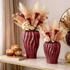 Mica Decorations Blumenvase Thom - bordeauxrot - Keramik - Produktbild-Vorschau 8