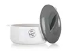 A white thermos with a gray lid is shown against a white background. Voir les images du produit
