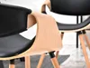 Designová jídelní židle SAROLTA - dub / černá Náhled obrázku produktu 13