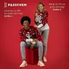 JAP Christmas Eislaufender Pinguin - Lustiger Hässlicher Produktbild-Vorschau 6