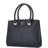 GUESS Guess Alexie Girlfriend Satchel - Sac à main 29 cm Voir les images du produit 12