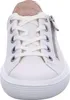 A close-up, front-facing view of a white sneaker. Produktbild-Vorschau