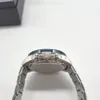 A close-up side view of a Casio Edifice watch with a metal band. Produktbild-Vorschau