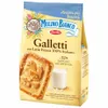 A bag of Mulino Bianco Galletti cookies with a close-up of a cookie and a glass of milk. Produktbild-Vorschau