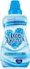 A bottle of Mon Amour fabric softener with a blue cap and label. Produktbild-Vorschau