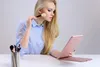 UNIQ Miroir LED pliable et rechargeable - Vanity Travel Voir les images du produit 3