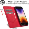 A red phone case with card slots and a phone inside, shown with text overlays describing its features. Produktbild-Vorschau