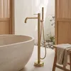 Rubinetto Da Pavimento Per Vasca Rea Lungo Diamond Oro Anteprima dell’immagine prodotto 4
