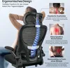 A person sitting in an ergonomic office chair, with diagrams highlighting the chair's features. Produktbild-Vorschau