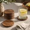 Sada 6 podtácků o průměru 10 cm z akáciového dřeva  – SG Náhled obrázku produktu 6