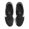 A top-down view of a pair of black Nike Star Runner 4 sneakers for boys. Voir les images du produit
