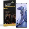 A product packaging box for a screen protector is shown next to a smartphone with a screen protector applied. Produktbild-Vorschau