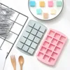 balení 2 mini čtvercových forem na kostky ledu s 15 Náhled obrázku produktu 5