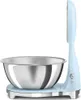 A light blue kitchen scale with a silver bowl on a white background. Náhled obrázku produktu