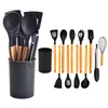 Set de 12 outils de cuisine en silicone avec manche en bois Voir les images du produit 11